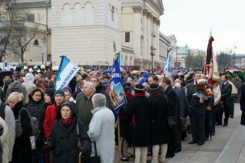Warszawa - 15 04 2010 - pożegnanie prezydenta RP_12