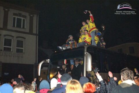 Festa kibiców po zwycięstwie Wojasa Podhale_14