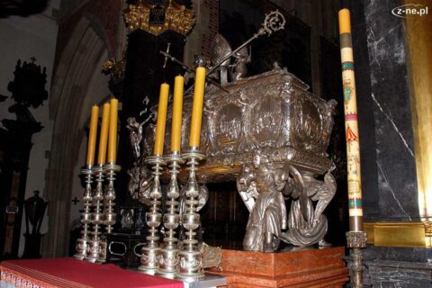 Kraków - Kościół Mariacki i Katedra na Wawelu_19