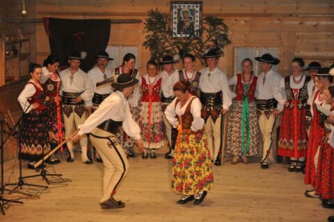 Góralski Karnawał - dzień 2 - taniec zbójnicki_30