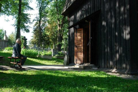 Kościół Św Anny na nowotarskim cmentarzu._9