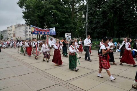 XXIX Pielgrzymka - wejście do Częstochowy_16