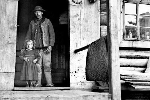 Zaproszenie na wystawę "Tatry i Podhale w fotografii Walerego Eljasza Radzikowskiego"