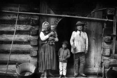 Zaproszenie na wystawę "Tatry i Podhale w fotografii Walerego Eljasza Radzikowskiego"
