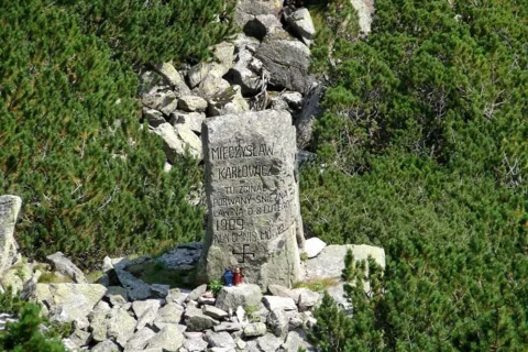 Ku przestrodze