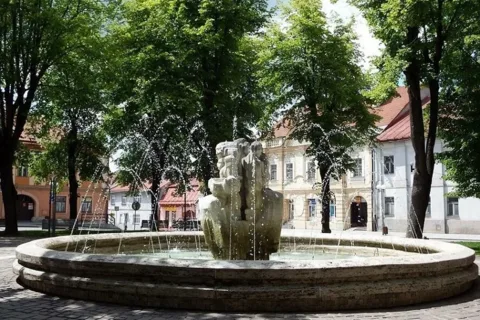 fontanna na starolubowelskim rynku