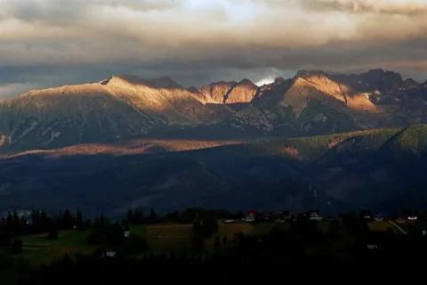 Widok na Tatry z Zębu