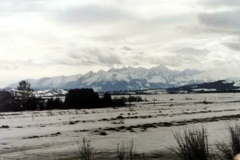 Widok na Tatry z drogi do Nowego Targu