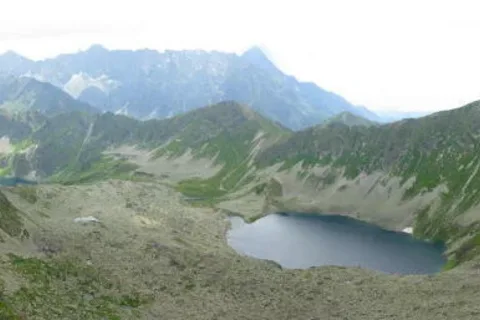 Panorama Doliny Pięciu Stawów z Zawratu