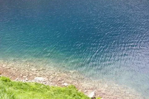 Kolory Czarnego Stawu Gąsienicowego