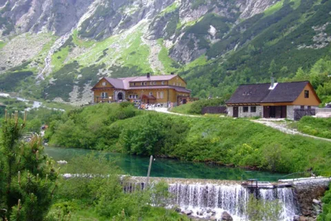 Schronisko nad Zielonym Stawem Kiezmarskim