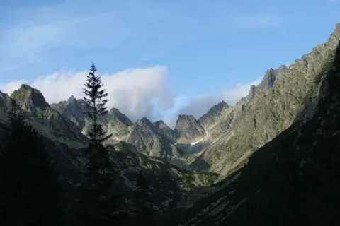 Dolina Złomisk