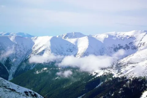 widok z Kasprowego na tatry słowackie