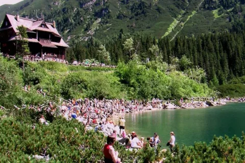 Nad Morskim Okiem (schronisko)