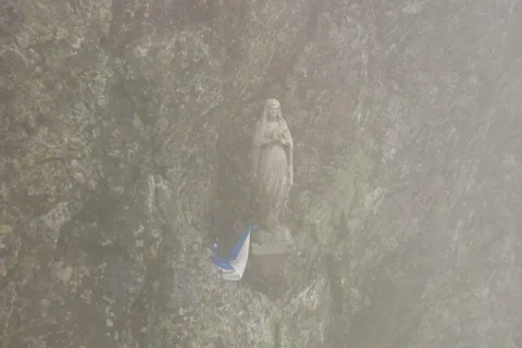 Zamglona Matka Boska w Zawratowym Żlebie