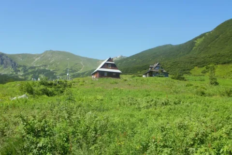 Widok na Beskid (2012m n.p.m.) i Kasprowy Wierch (1987m n.p.m.)