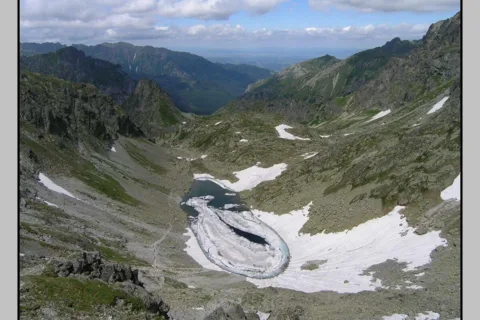 Zmarzły Staw