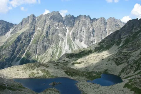 Żabia Dolina i Grań Baszt