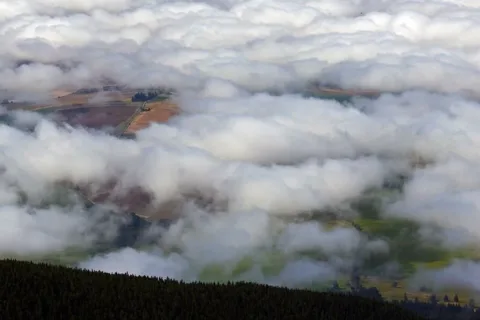 Tatry Zachodnie. Ponad doliną 2