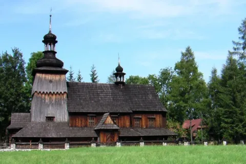 Harenda - zabytkowy kościół