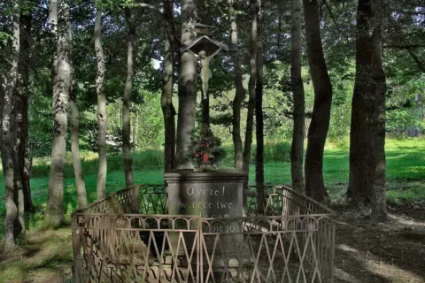 Krzyż - pomnik z tatrzańskiego żelaza 1839 r.