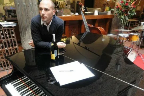 Spotkania z muzyką klasyczną oraz występy fortepianowe z muzyką jazzową w tle w "Kmicicu"