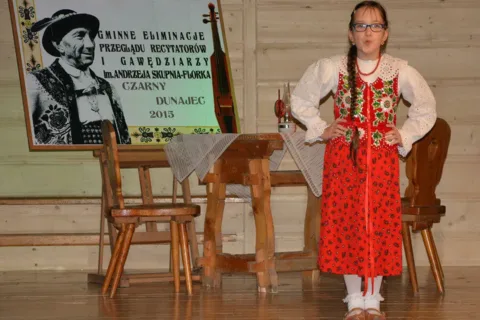 Gminne eliminacje Przeglądu Młodych Recytatorów i Gawędziarzy im. Andrzeja Skupnia – Florka – Czarny