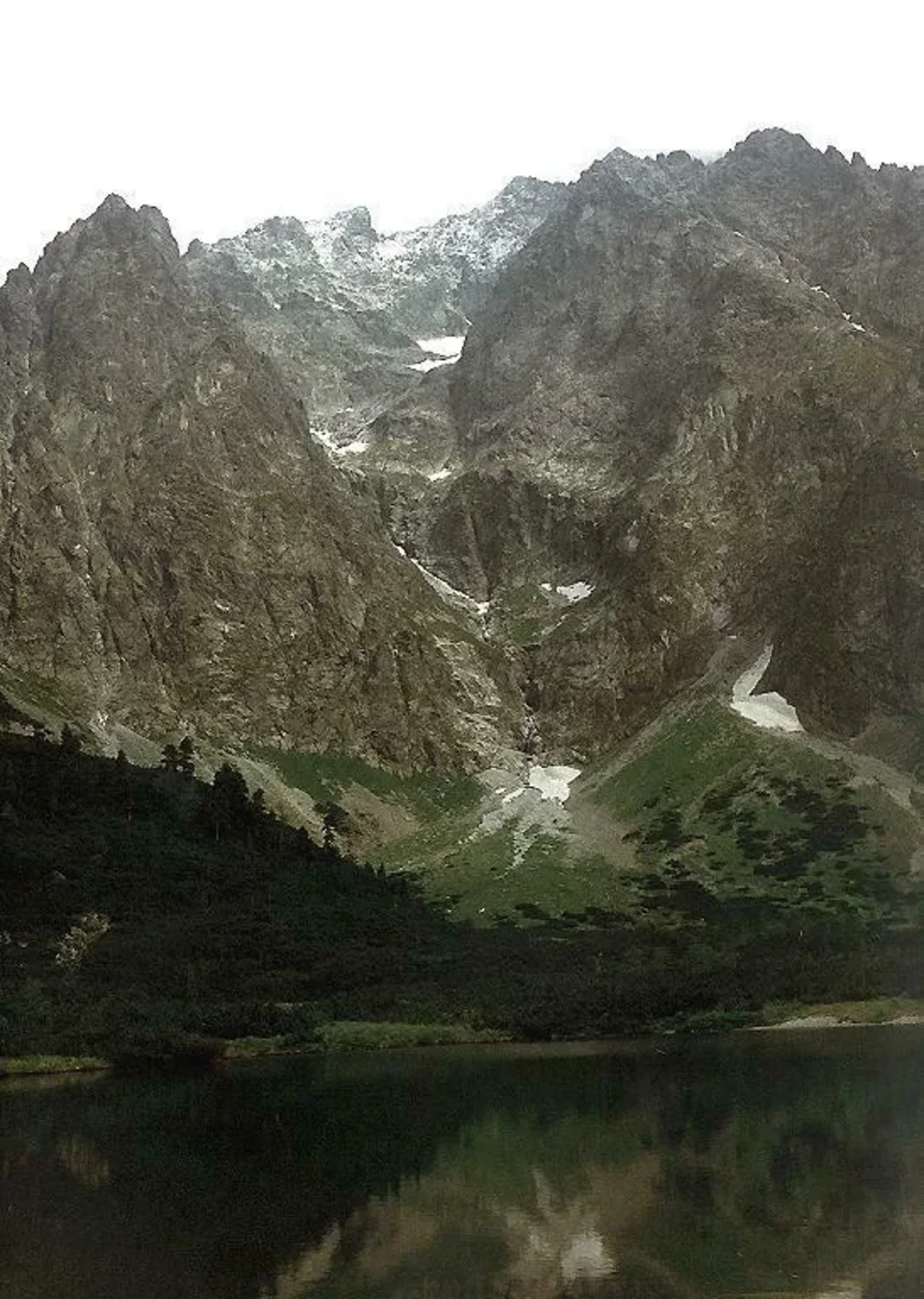 Dolina Śnieżna znad Czarnego Stawu Jaworowego