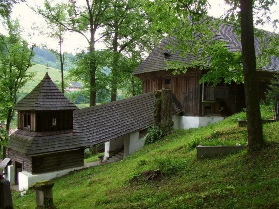 Dreveny kostolik Lestiny