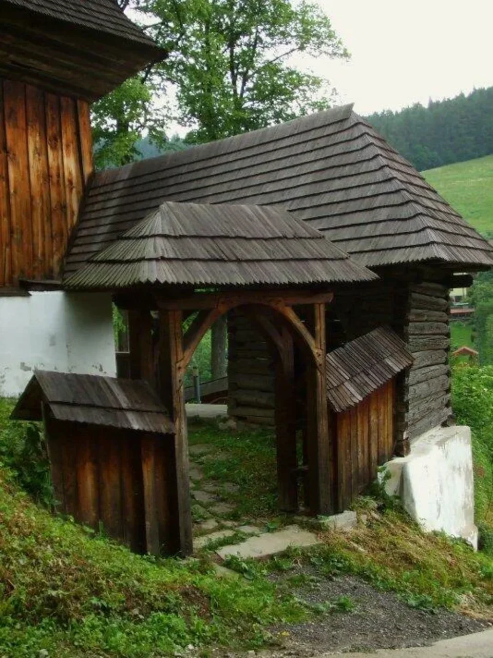 Dreveny kostolik Lestiny