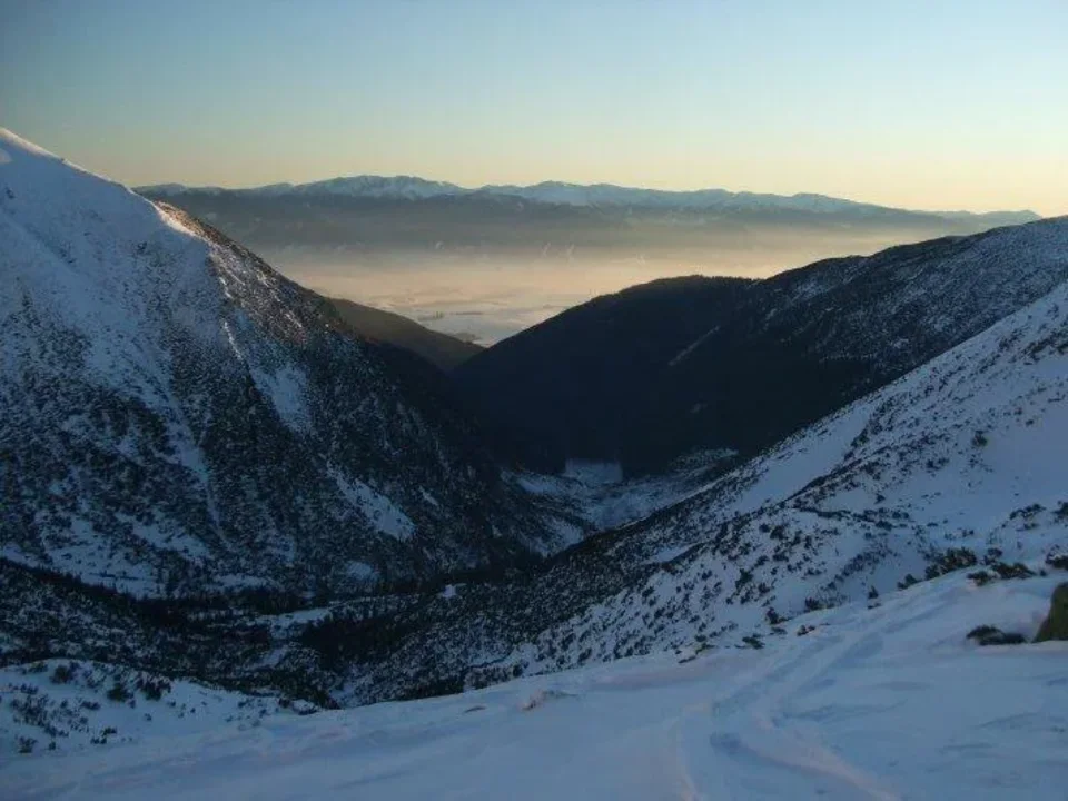 Ziarska dolina Nizke Tatry pred sumrakom