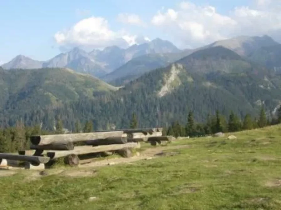 widok z Rusinowej Polany i laweczki wrzesien2008