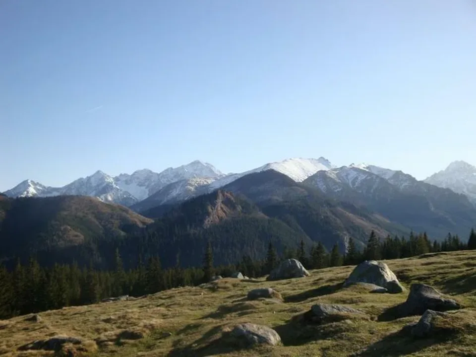 Widok na Tatry z Rusionowej Polany