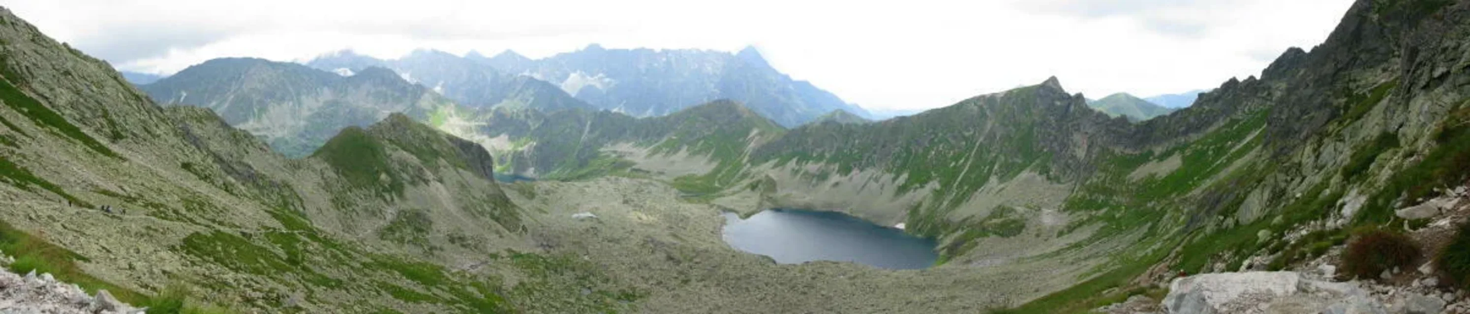 Panorama Doliny Pięciu Stawów z Zawratu
