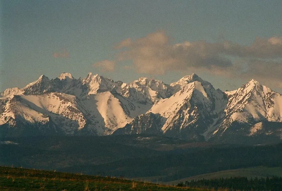 Tatry z przełęczy Snozka w Pieninach