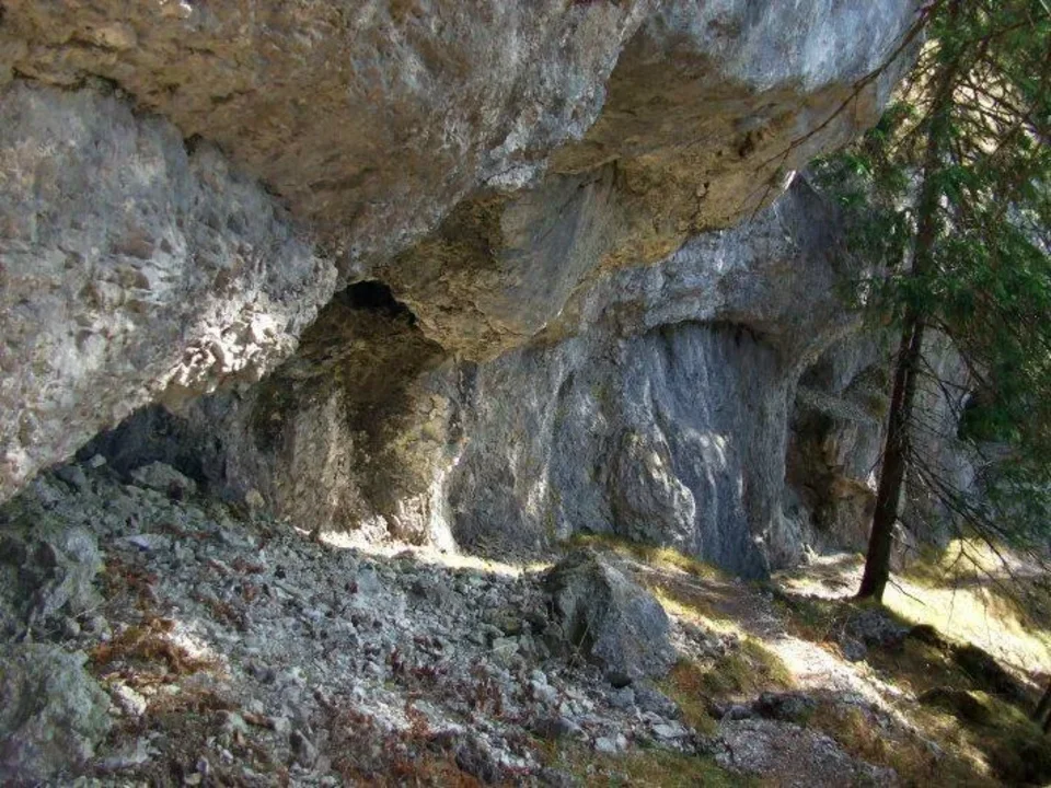 V skalnom rade za Poludnicou