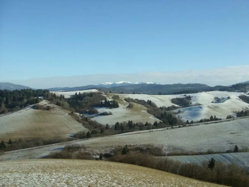 Pribisska dolina-vrch Mlada hora Palenicka vzadu Mlynova Diel Tatry Kopec