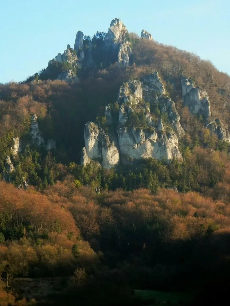 Brada Prirodna rezervacia Sulovske skaly