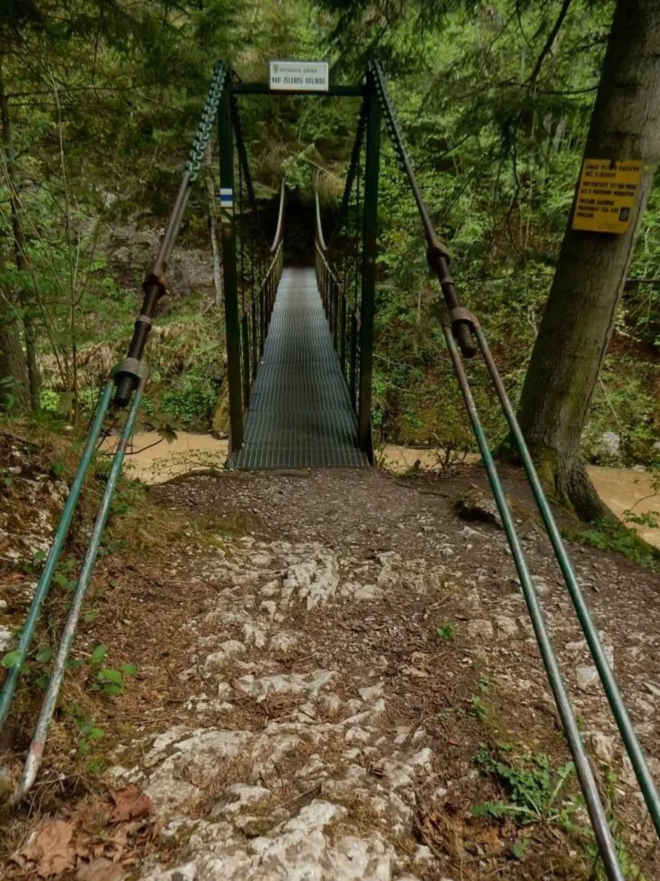 Retazova lavka nad Zelenou dolinou