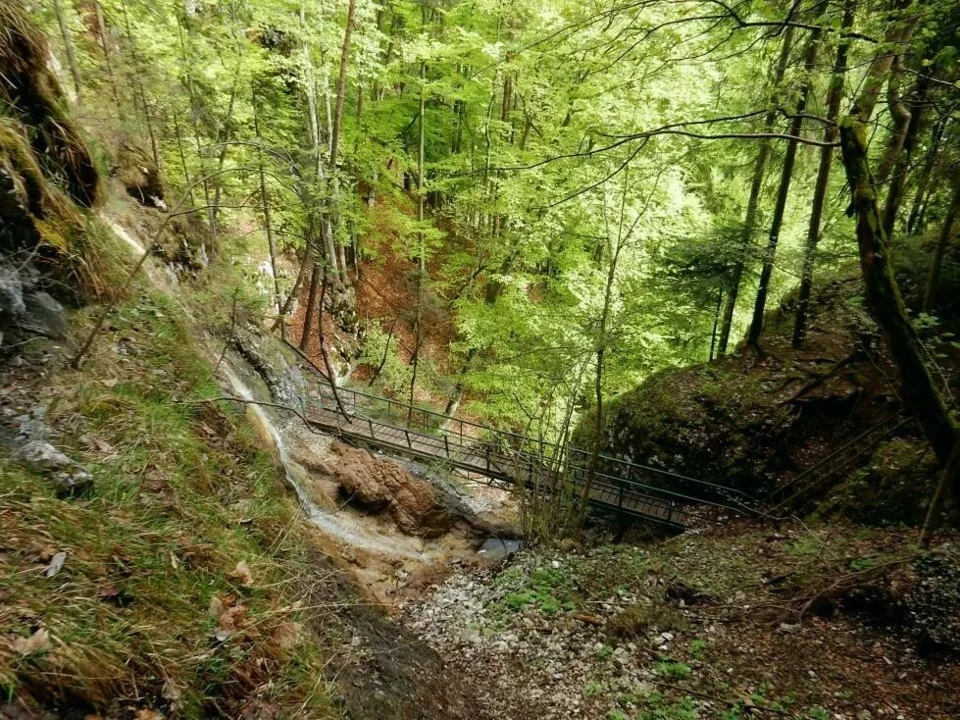 Zavojovy vodopad