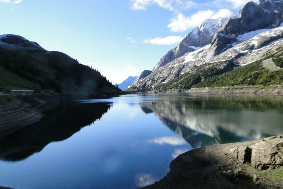 Lago di Fedaia