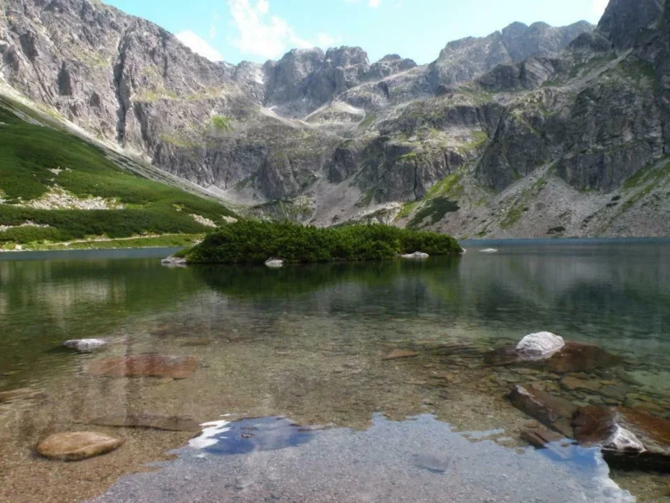 CZARNY STAW GĄSIENICOWY