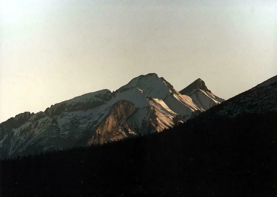 Tatry Bielskie ze ścieżki na Halę Gąsienicową