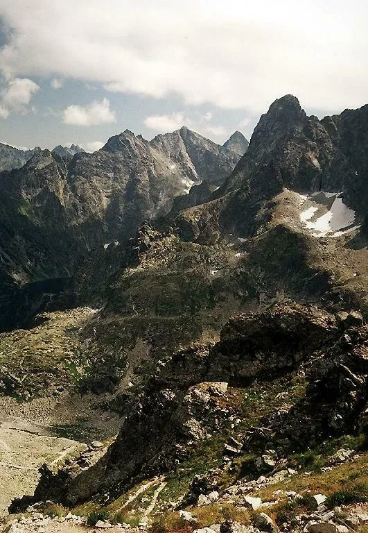 Rysy, Morskie Oko i Mięguszowiecki Szczyt Wielki ze Szpiglasowej Przełęczy
