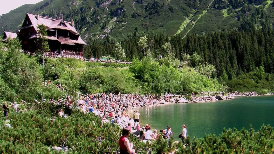 Nad Morskim Okiem (schronisko)