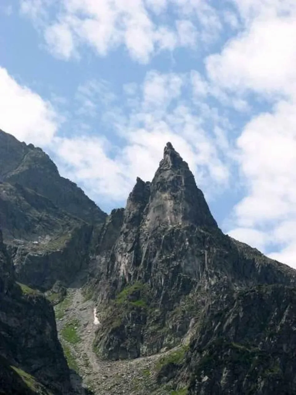Mnich