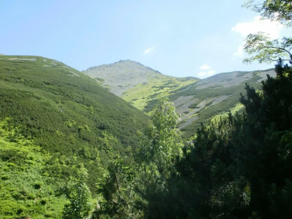 Szczyt Żółtej Turni (2087m n.p.m.)