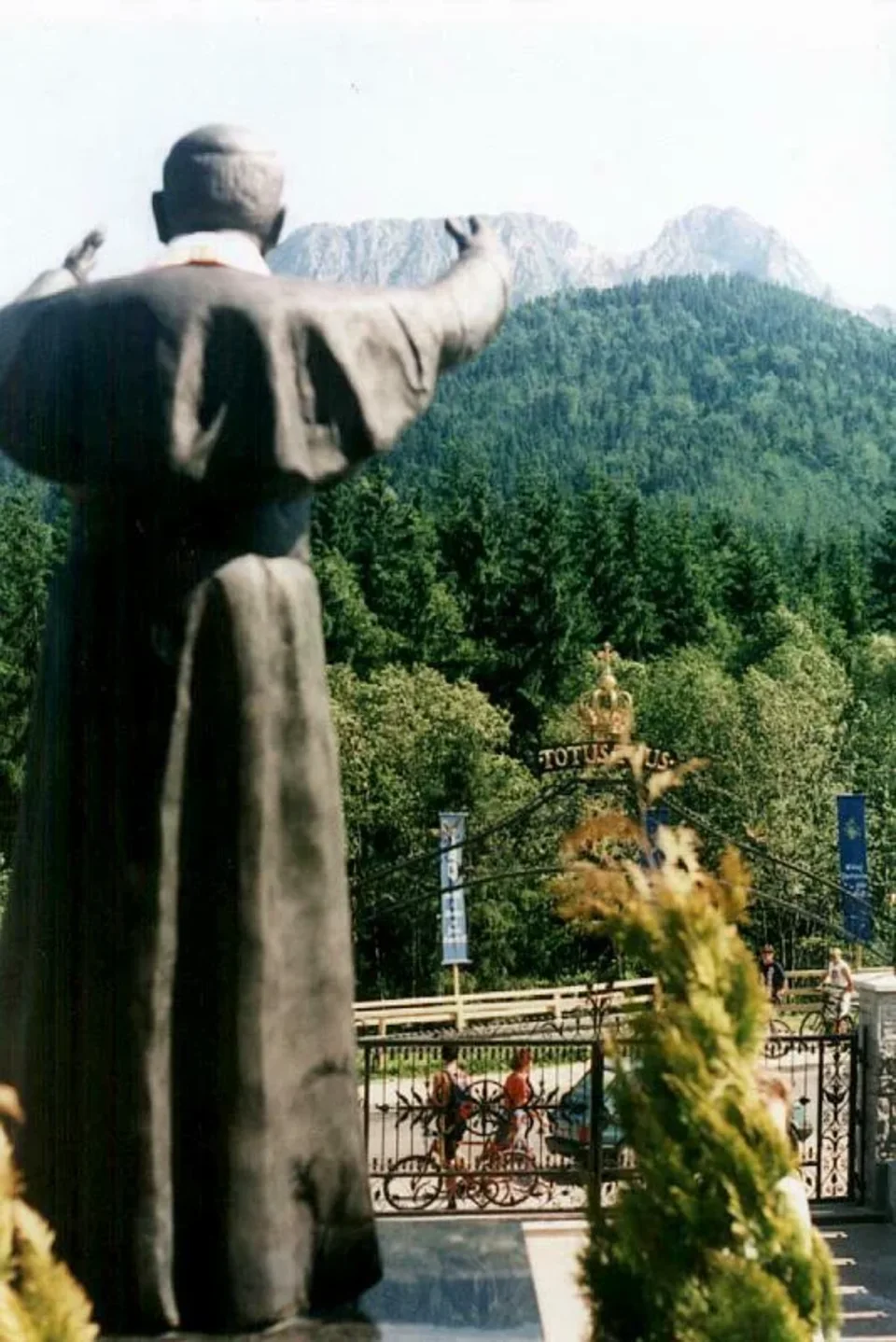 Ojciec Święty i Giewont