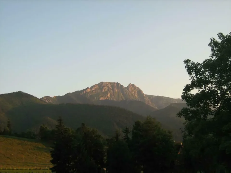 Giewont o zachodzie...
