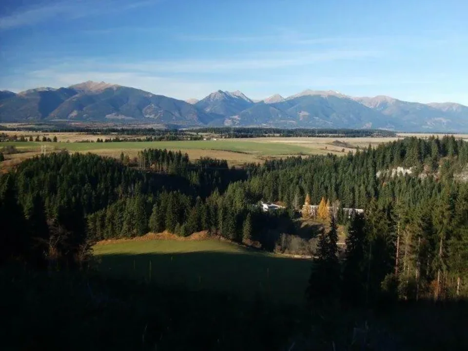Zapadne Tatry ponad Hlboke